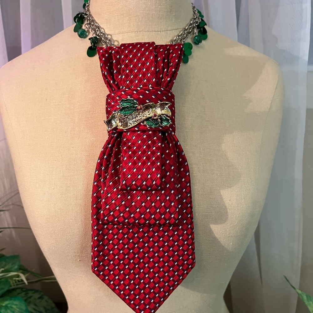 Elegant Red Holiday Necktie Necklace with Christmas Brooch